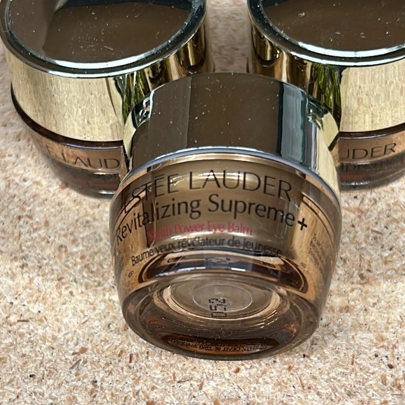 Estée Lauder eye balm - Picture 2 of 3